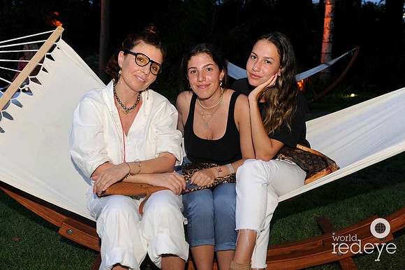 Francesca Belluomini, Cecilia Lopez Jordan, & Laura Rendo
