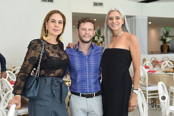 Audrey Caro, Rei Giraldo, & Valentina Gutchess