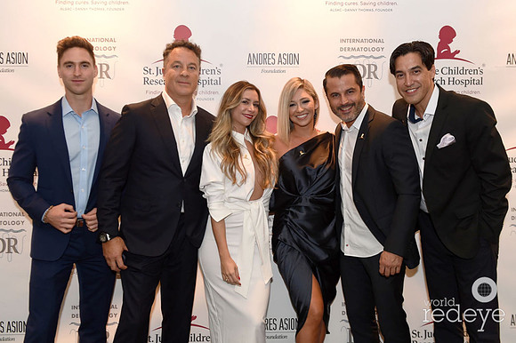 Alex Goldman, Javier Velarde, Juliana Velez, Nicole Cardona, Jorge Ospina, & Andres Asion