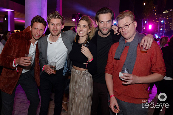 Robrecht De Vocht, Valentijn Van Der Hulst, Ashley Zelinskie, Meier Boersma, & Ruben Bunder