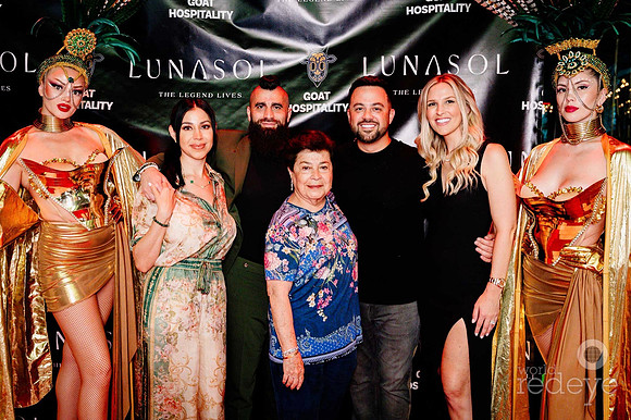 Krystal & Robert Rivani, Elena Gonzalez, Derek Gonzalez, & Lisa Gonzalez