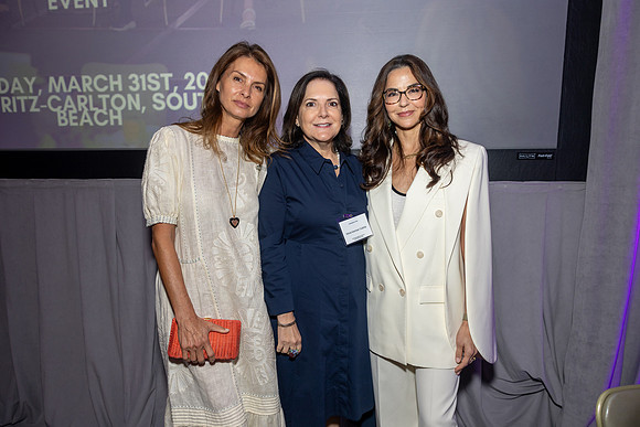 Barbara Siegler, Silvia Karman Cubiña, Dayssi Olathe de Kanavos