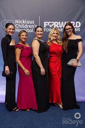 Danielle Scott, Erika Cajigas, Cory Cuthbertson, Julie Miranda, & Kayla Berman