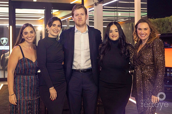 Julia Galmarini, Ysa Yidi-Corp, Javi Trujillo, Janelle Llerena & Christy Cartaya