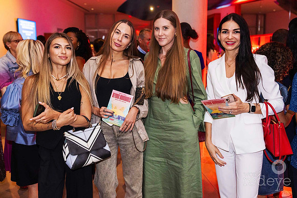 Elizabeth Orlova, Anna Beriya, Maria Pogrevets, & Tetiana Pikhota