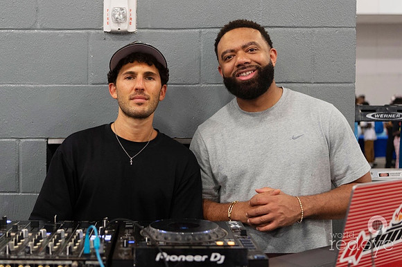 DJ Chizzle & DJ Don Hot