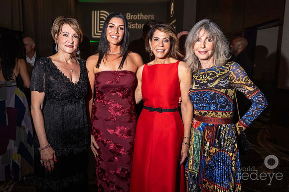 Deb Tyler, Tina van der Ven, Zoraida Diaz, & Bonnie Crabtree