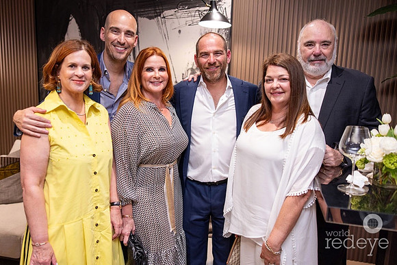 Maria Elena Llamas, Gaetano Caltagirone, Mary Cabrera, Ignazio Caltagirone, Rosa & Jose Leonardo