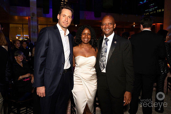 Jon Paul Pérez, & Walkiria & Oliver Gilbert