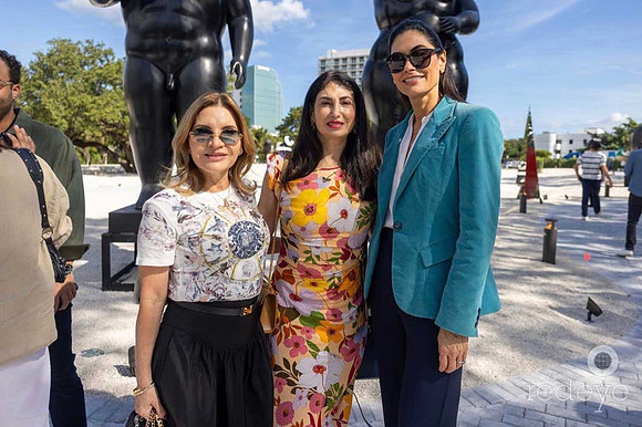 Conchita Urdaneta, Jazmin & Jennifer Nader