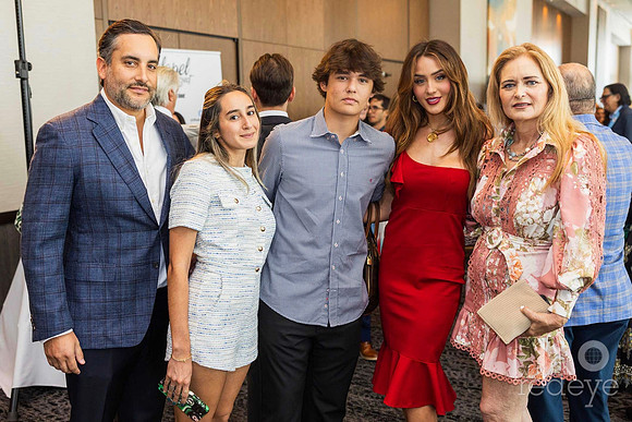 Carlo & Gisele Falla, Jose Donadio, Mia Dio, & Claudia Cancio