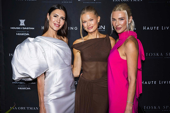 Vlada Finsky, Vita Sidorkina, & Kate Ozz