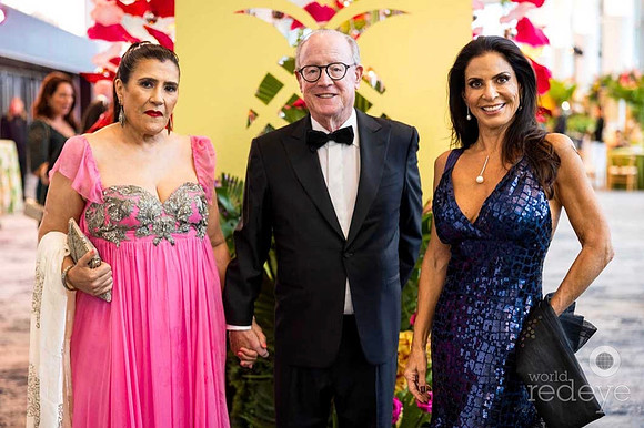 Vivian & Alan Diamond, & Luciana Haddad
