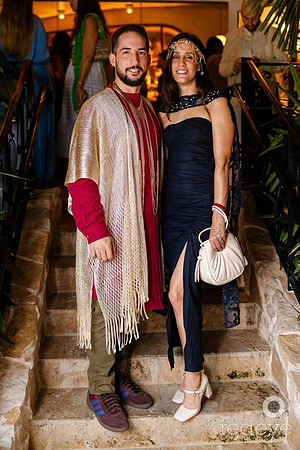 Mateo SeZa & Amanda Linares