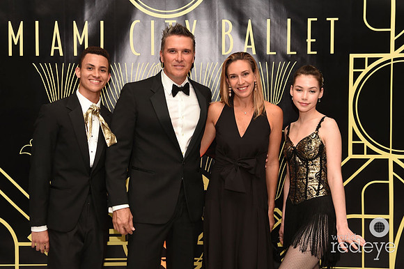 Gonzalo & Gabriela de la Iglesia, & Miami City Ballet School Students