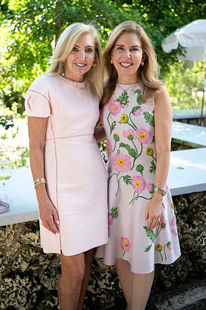 Lisa & Kim Mendelson
