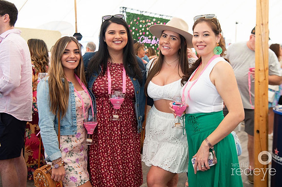 Melissa  Puppo, Miriam Tapia, Abbie Lipton, & Christiana Lilly