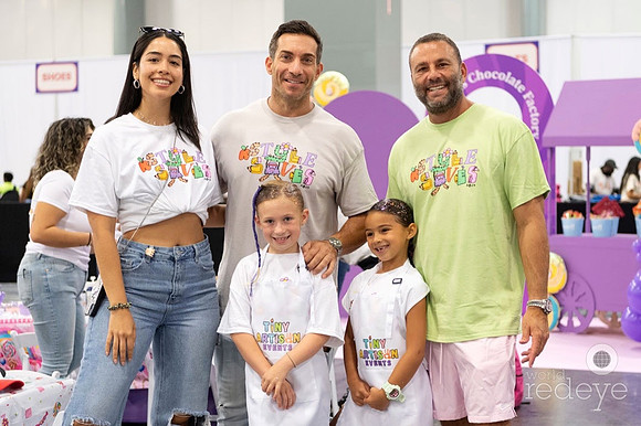 Daniela & Joe Magazine, Vida & David Grutman