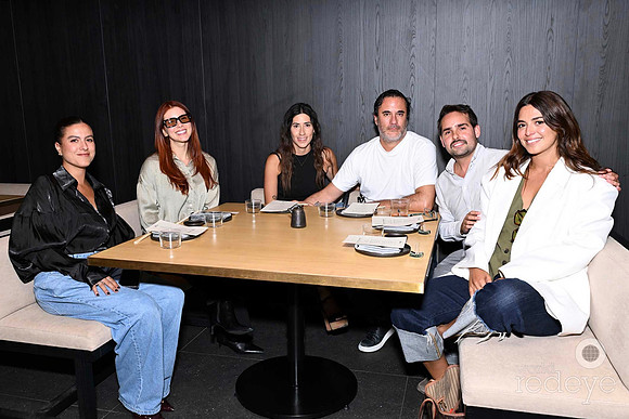 Andrea Sandoval, Anaviana Barrios, Marisol Barbosa, Marco Bardone, Jose Rubio, & Silvia Mateos