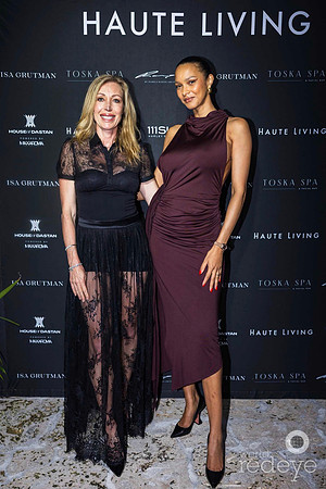 Eva Alexandridis & Lais Ribeiro