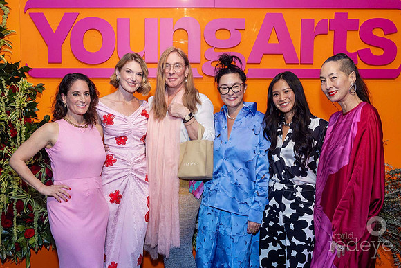 Dee Dee Sides, Sarah Arison, Katherine Bishop, Julia Erdman, Phung Truong & Angela Goding