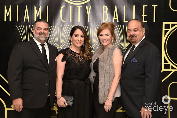 Carlos Rodriguez Jr.,Xiomy Rodriguez, Liana Guilarte, & Carlos Rodriguez Sr.