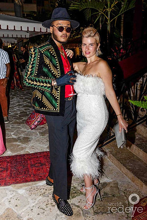 Damic Larc & Lora Damsky