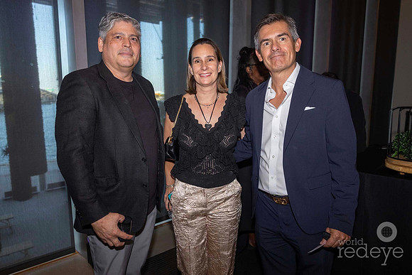 Miguel Manrique, Adriana Zubikarai, & Eliseo Serdan